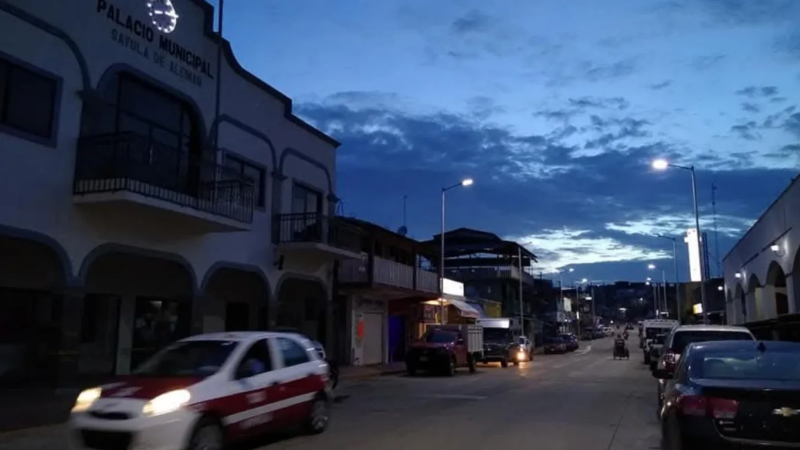 Sismo de magnitud 4.3 se registra en Sayula de Alemán esta noche de sábado