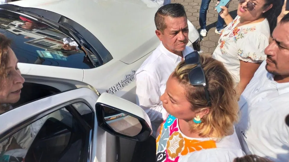 Síndica de Catemaco pide protección a Rocío Nahle por conflicto con alcalde