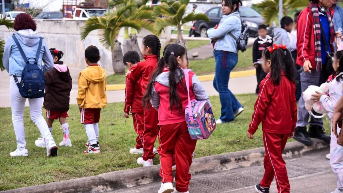 Promueven inclusión infantil con jornada recreativa en Acayucan