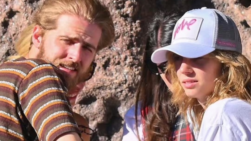 Maya Hawke reúne al elenco de “Stranger Things” en su boda; la actriz dio el sí al músico Christian Lee Hutson