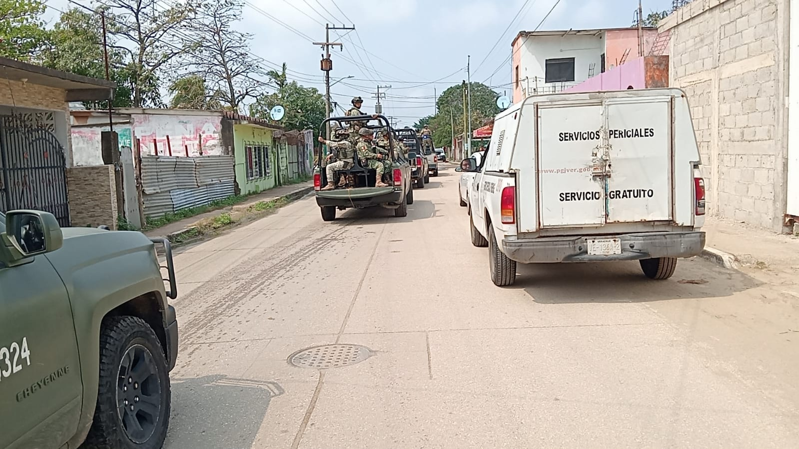 Detienen a hombre en Coatzacoalcos; despliegue de SSP y Ejército genera confusión