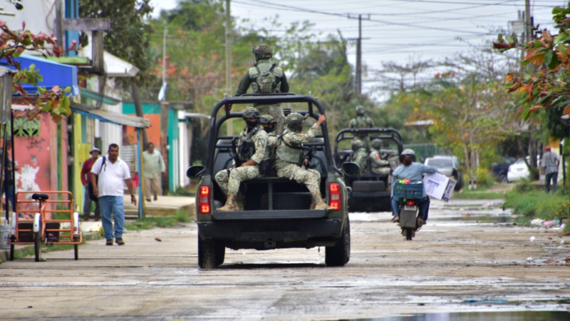 Despliegan operativo tras presunta balacera en la zona baja de Coatzacoalcos; trasciende un herido