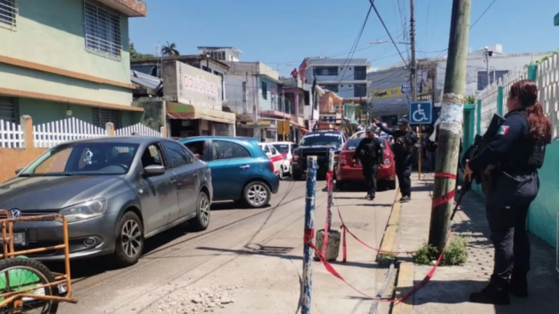 Movilización policiaca en Nanchital deja un detenido y tres prófugos