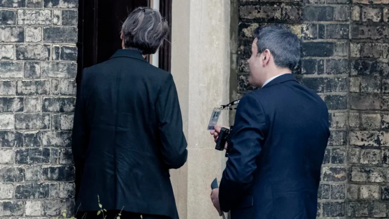 El primer ministro del Reino Unido sabía del “riesgo reputacional” de los vínculos de Mandelson con Epstein, según archivos