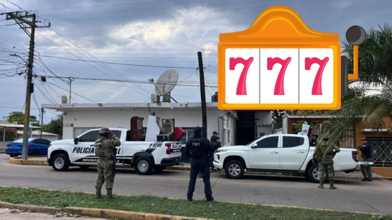 Aseguran maquinitas tragamonedas a un costado del palacio municipal de Oluta