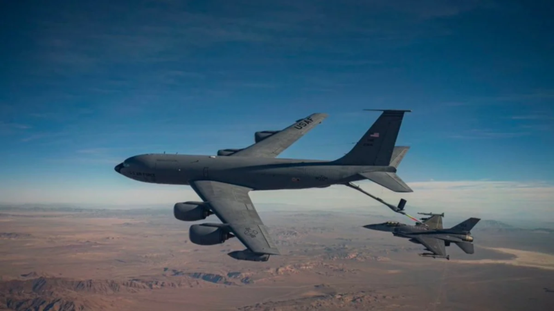 Accidente mortal en Irak: avión cisterna de EE.UU. se estrella y mueren al menos cuatro tripulantes