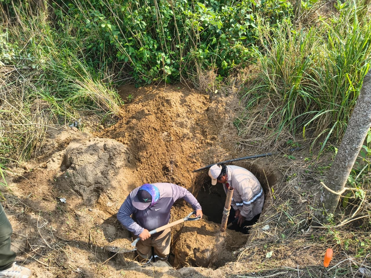 Continúa CMAS labores para restablecer el suministro de agua potable en el poniente de Coatzacoalcos