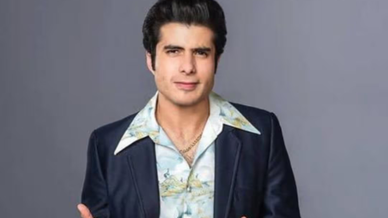 José Ángel Bichir es dado de alta, luego de tres días de hospitalización: lo asiste su padre, Odiseo