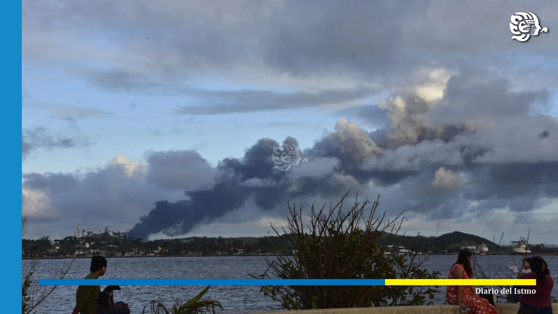 ¿Qué pasó en el Complejo Morelos? enorme columna de humo genera preocupación en Coatzacoalcos