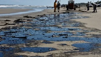 Anuncian marcha en Veracruz por derrame de hidrocarburo; fecha y horario