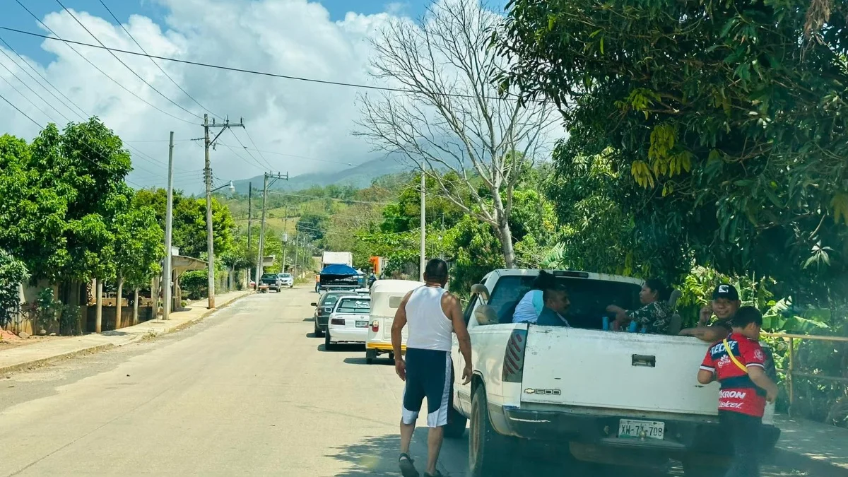 Alertan por cocodrilo en el río Úrsulo de Pajapan; piden evitar ingresar al agua