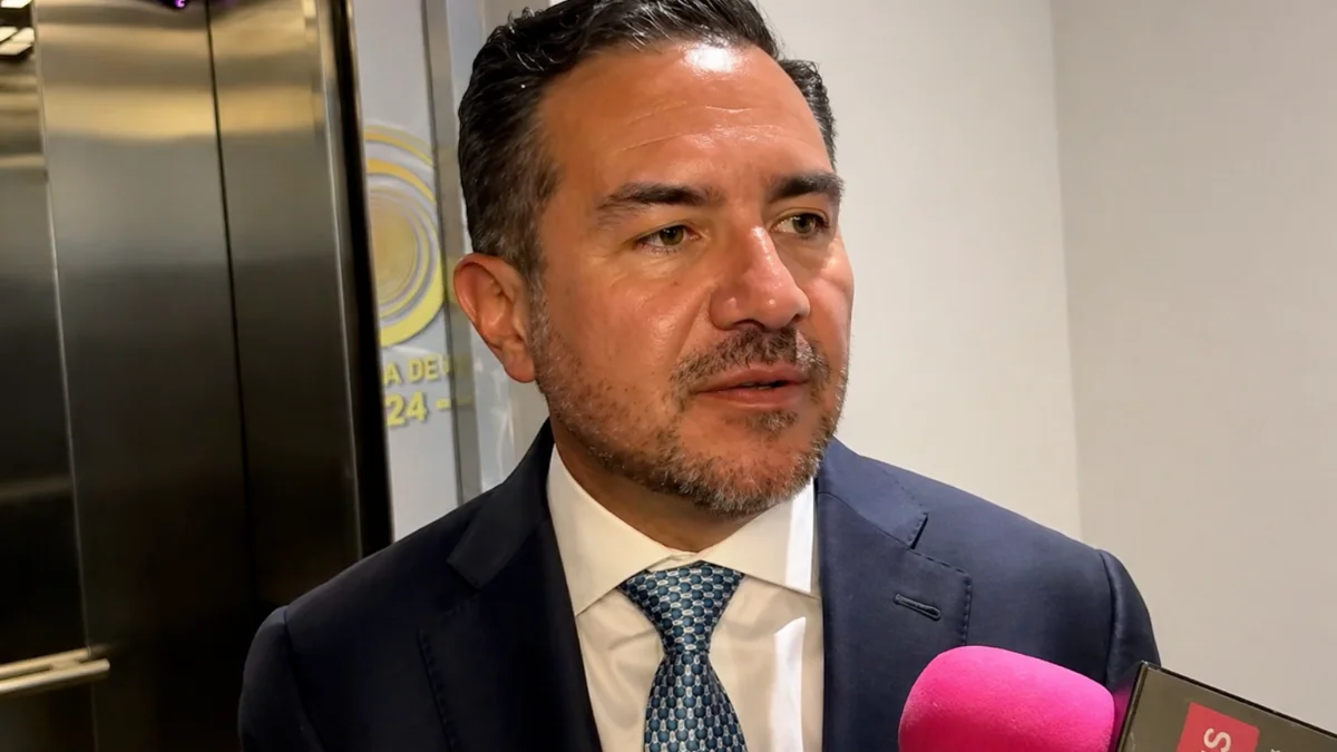 Miguel Ángel Yunes Márquez desmiente cancelación de visas de EU y acusa uso de inteligencia artificial en audio falso