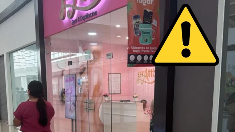 A punta de pistola y a plena luz del día asaltan spa en Plaza Forum de Coatzacoalcos