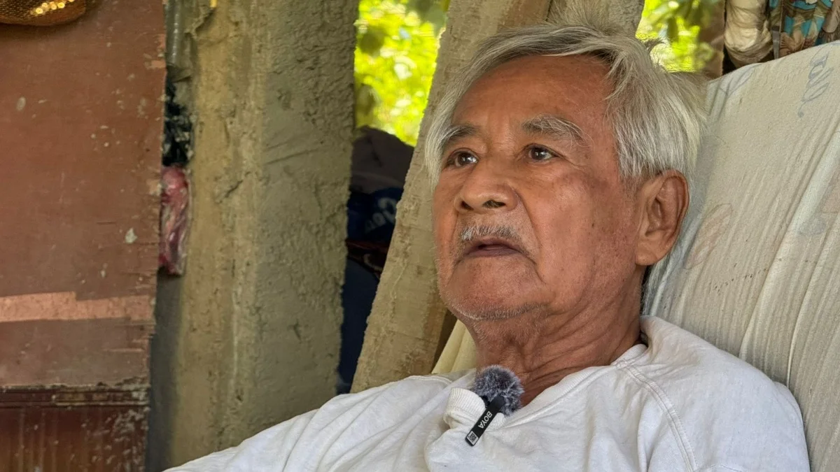 Don Onésimo lleva un mes sin poder caminar tras accidente en Minatitlán; denuncia abandono del responsable
