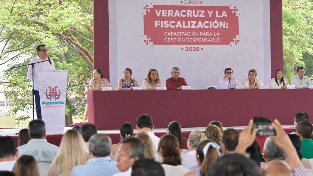 Llama Congreso a munícipes a actuar con transparencia y rectitud