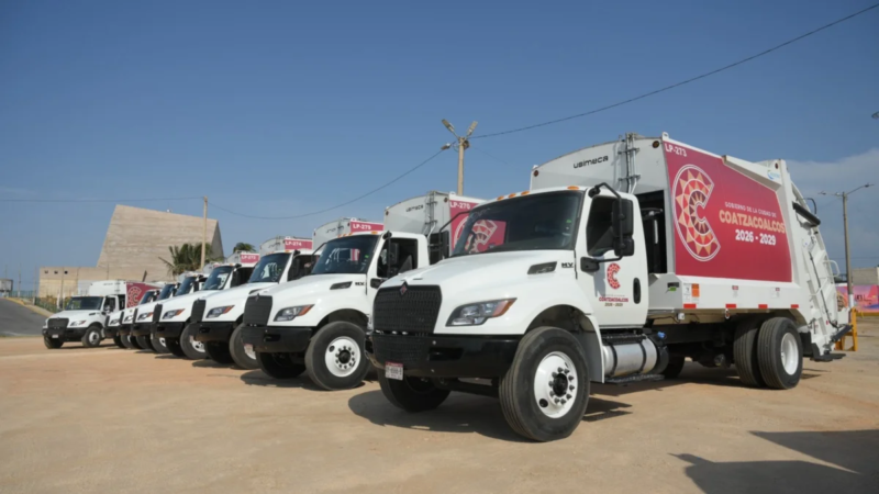 Dona PEMEX 40 mil litros de diésel al Ayuntamiento de Coatzacoalcos para fortalecer servicios públicos
