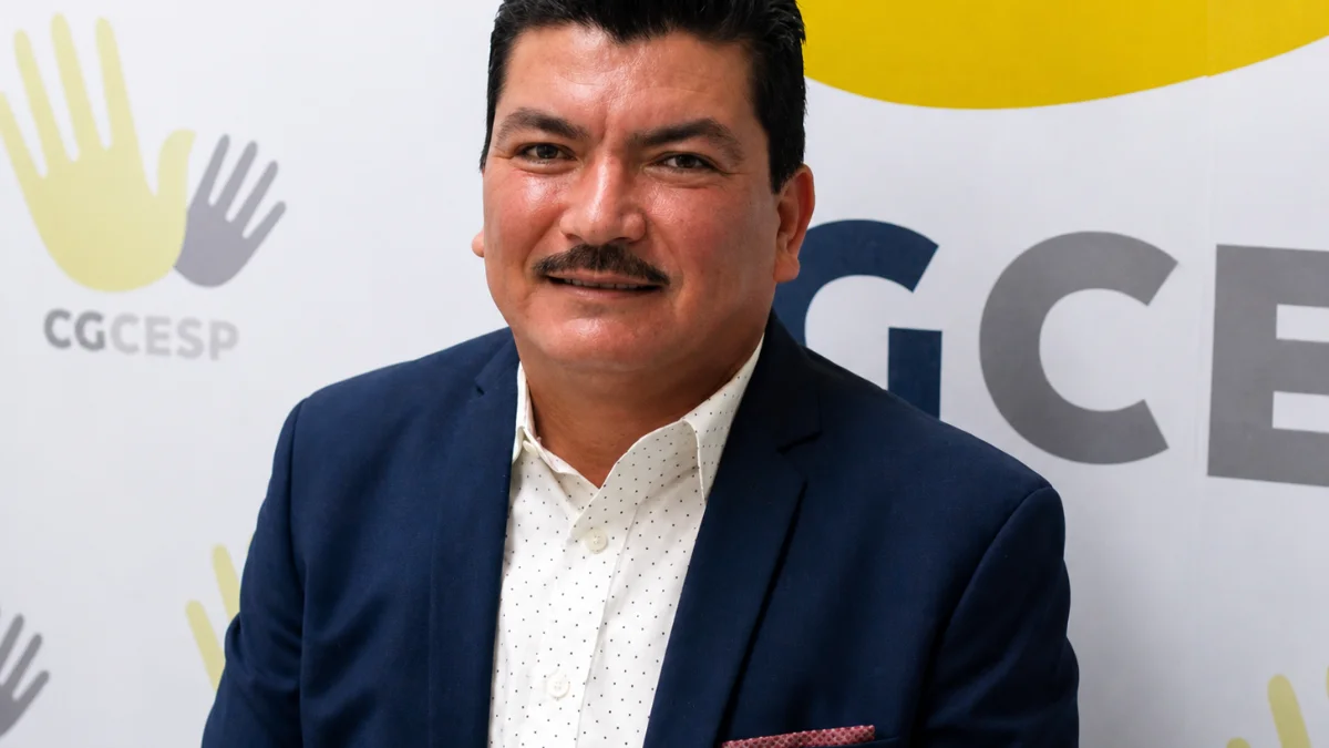 Marco Antonio Almanza, exjefe de la Policía de Sinaloa se entrega en EU por proteger a “Los Chapitos”