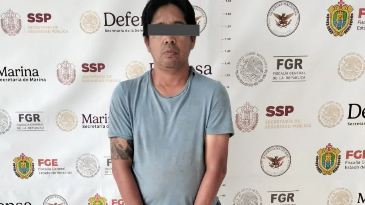 Detienen a taxista con droga en Hueyapan; lo investigan como generador de violencia