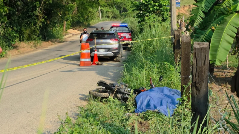 Muere trabajador petrolero en trágico accidente de motocicleta en Moloacán