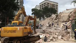 La búsqueda desesperada de un hombre para encontrar a su familia tras los terremotos. “Por favor, no dejen de orar por ellos”