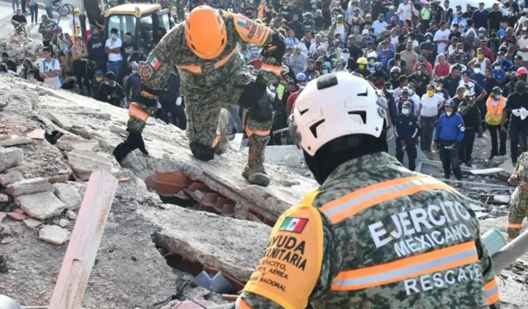 Brigada de México rescata a dos personas en Venezuela: Sheinbaum; “se enviará más ayuda”