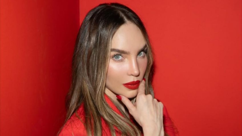 ¿Belinda y Nodal en el México vs Ecuador? La cantante es captada en el Estadio Ciudad de México