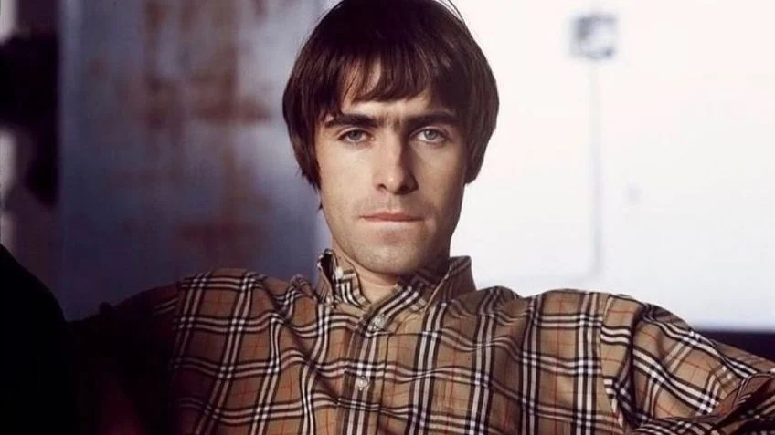 Liam Gallagher amenaza a fans mexicanos: si eliminan a Inglaterra nunca vendrá Oasis al país