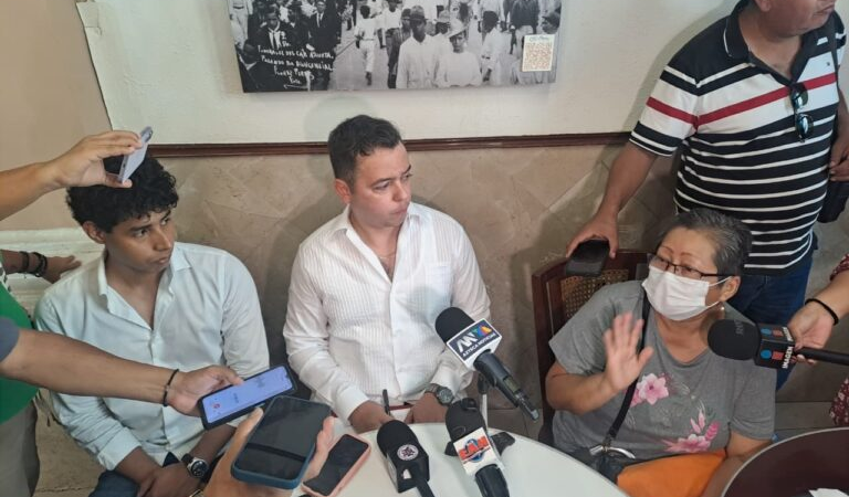 Madre pide a Rocío Nahle revisar caso de Martín N.; denuncian irregularidades de la Fiscalía tras cuatro años de prisión injusta
