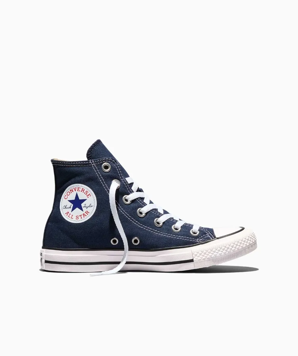 Converse se disculpa y retira el anuncio de zapatillas que, según críticos, incluía imágenes racistas